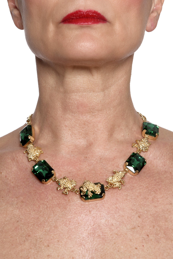 ADDICTED2 - Collana PAX con cristalli e rane color verde smeraldo